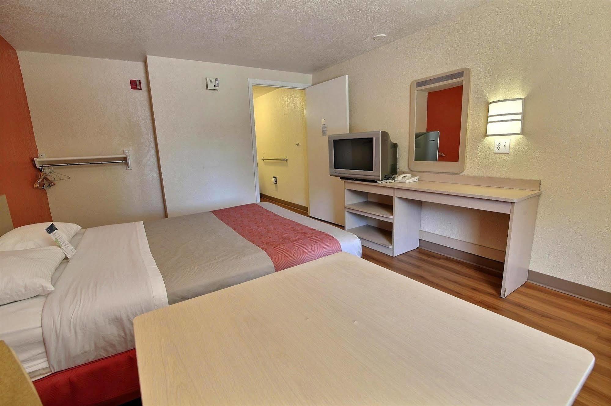 Motel 6-Newport News, Va Exterior photo